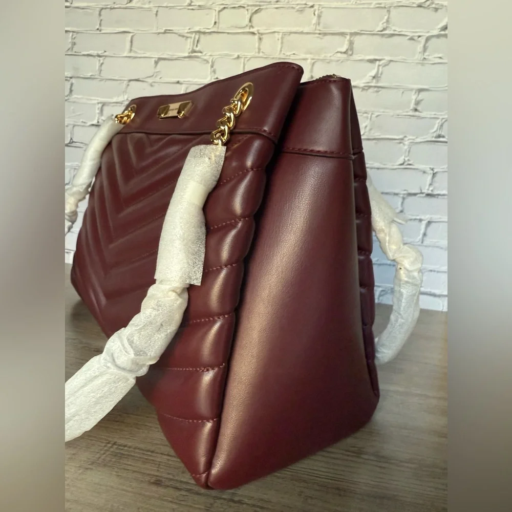 NWT MICHAEL KORS Whitney Medium Quilted Tote Bag Burgundy